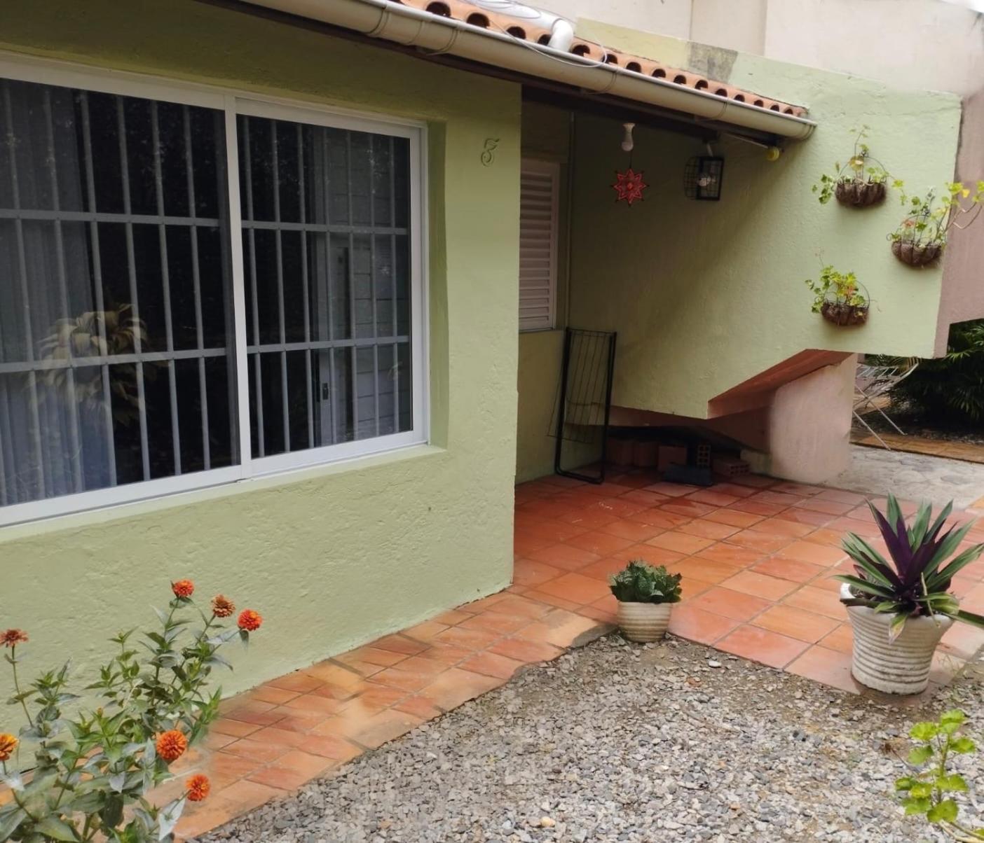 Florianópolis Charmoso Apto Com Clima De Casa Em Canasvieiras מראה חיצוני תמונה